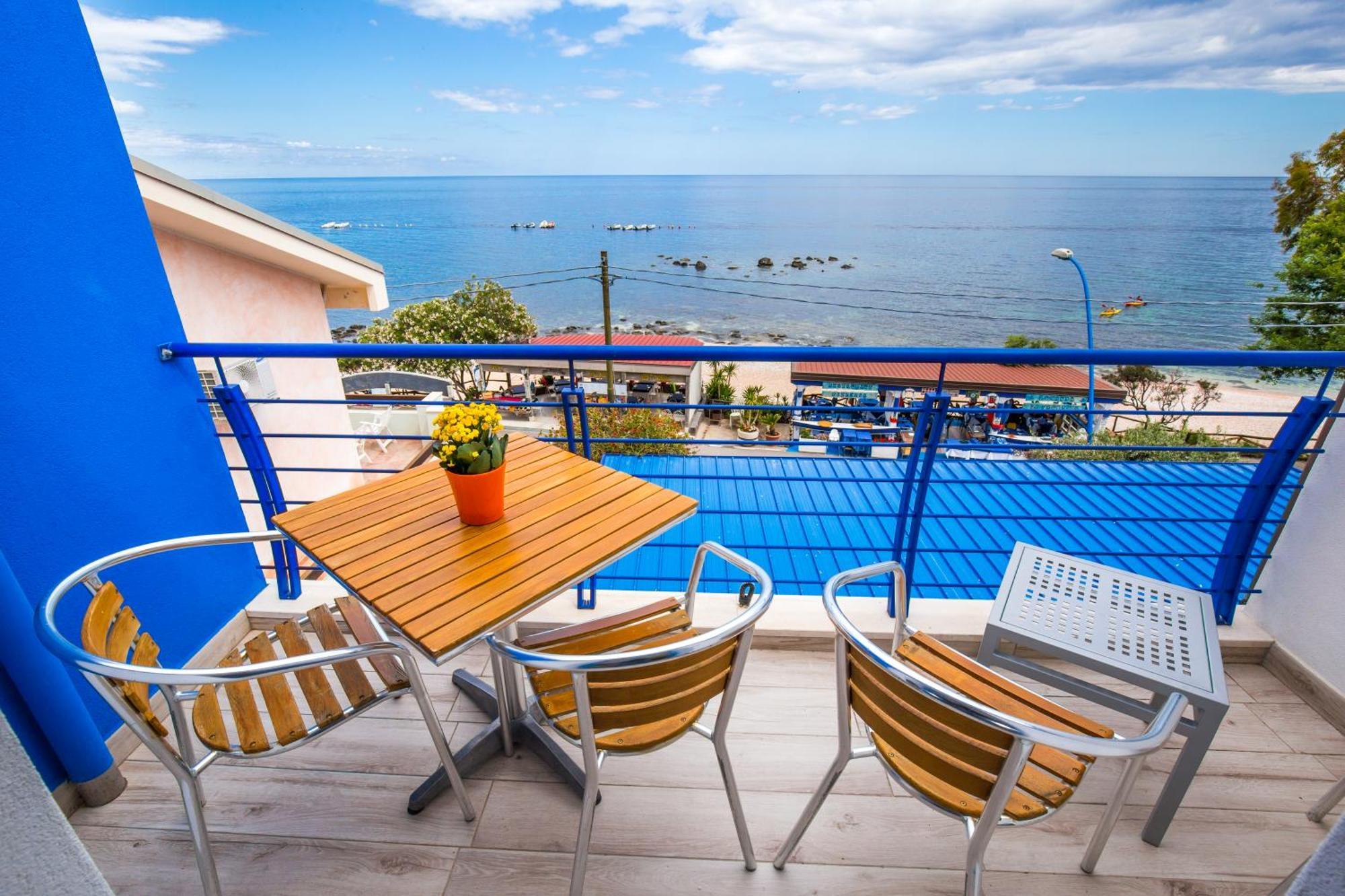 La Favorita Hotel Cala Gonone Exterior photo